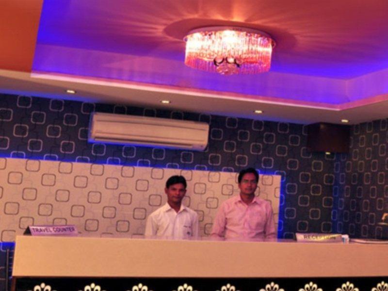 Sohana Palace New Delhi Bagian luar foto
